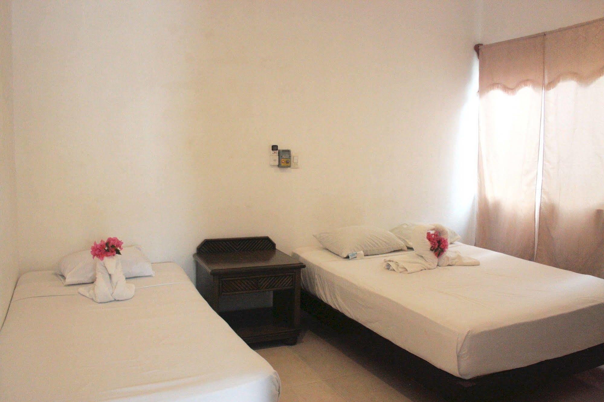 The Yak Hostel Playa del Carmen Kültér fotó