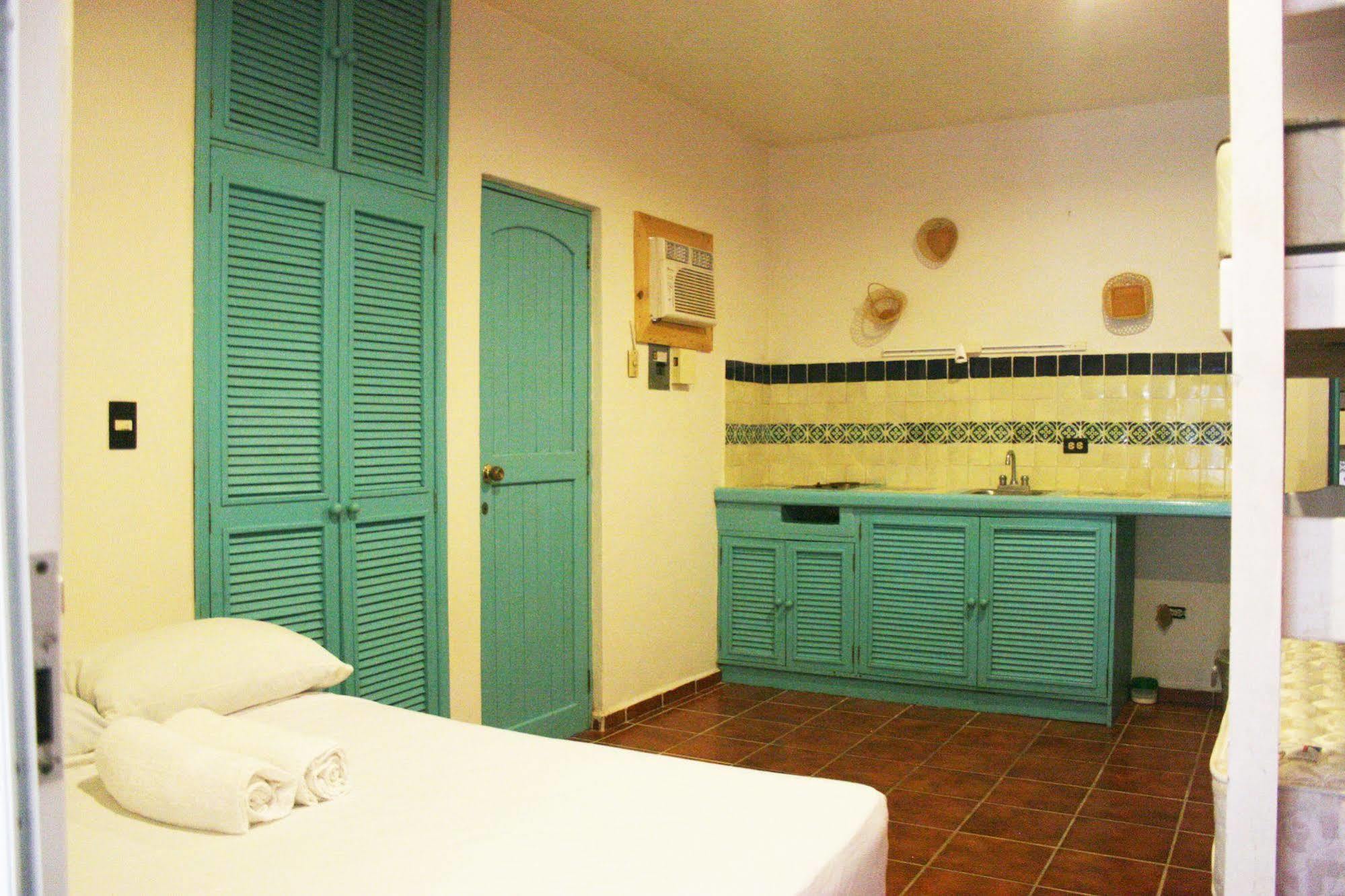 The Yak Hostel Playa del Carmen Kültér fotó